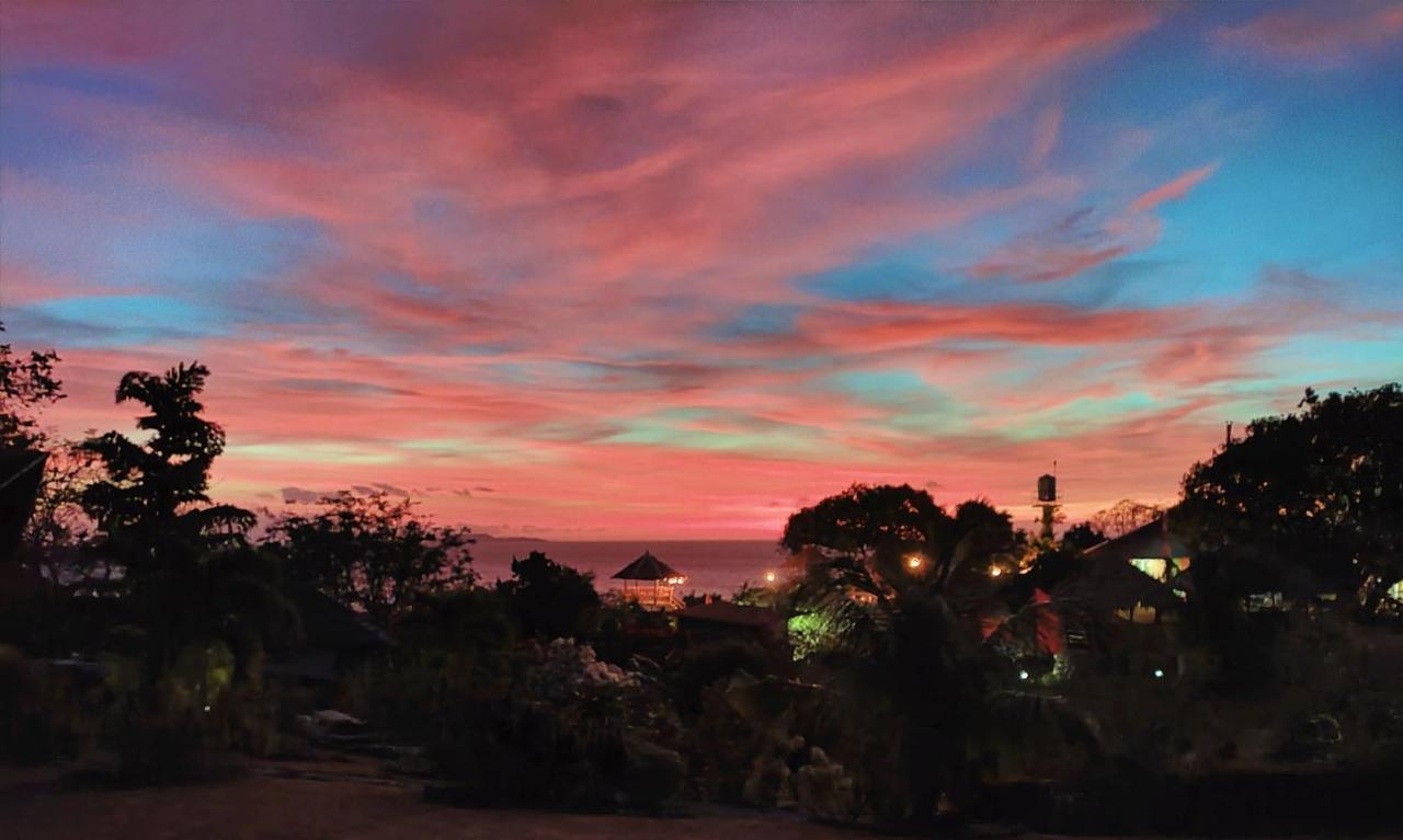 Grandview Cottages Resort Siaton Dış mekan fotoğraf
